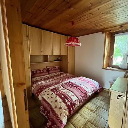 Appartement Casa Amabile - Mansarda In Legno Con Balcone A 10km Da Bormio E 25km Da Livigno *