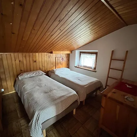 In Legno Con Balcone A 10min Da Bormio Semogo