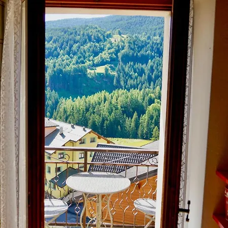 Casa Amabile - Mansarda In Legno Con Balcone A 10Km Da Bormio Апартаменты *